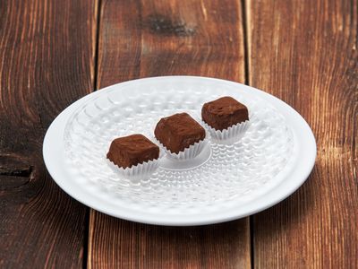 Шоколадные конфеты ручной работы с коньяком (за 1 шт) 