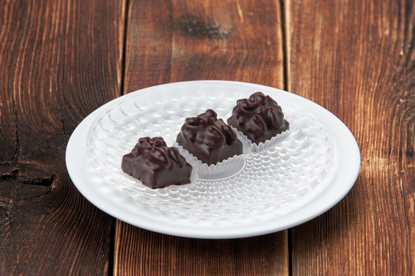 Шоколадные конфеты ручной работы с марципаном (за 1 шт) 